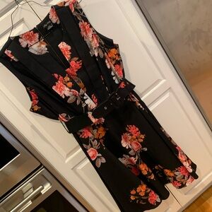 City Chic dress. Belt. Beautiful detail & pattern. Back zip. Size L/20